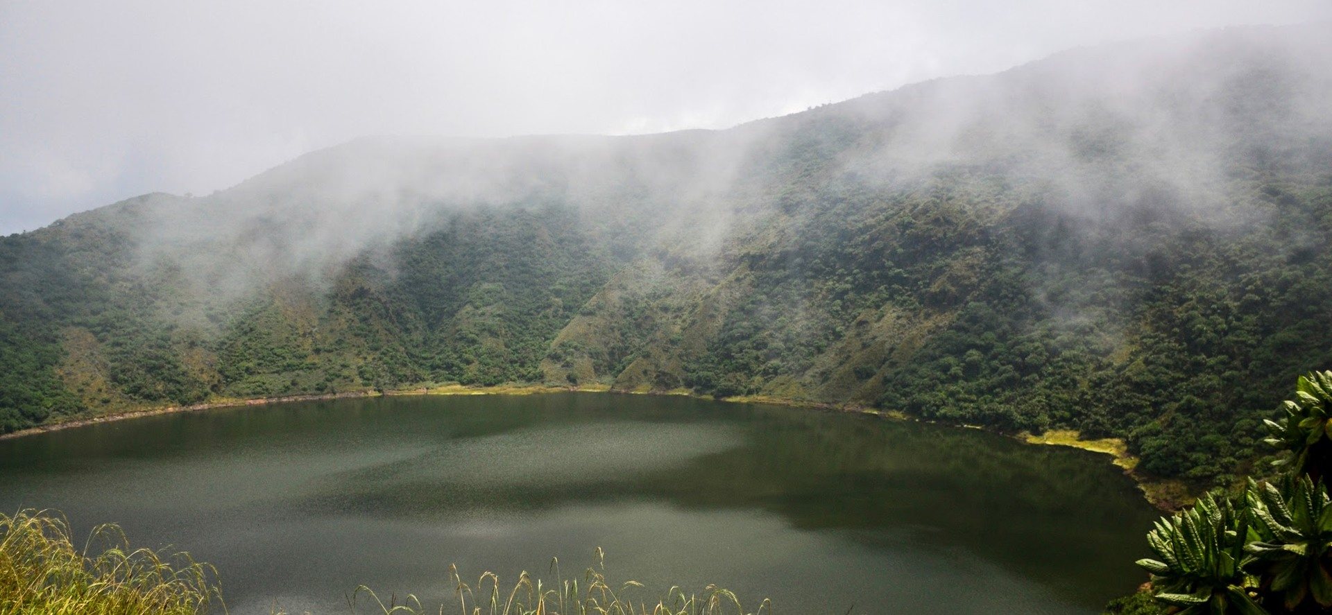 4 Days Rwanda Gorillas & Bisoke Hiking Safari