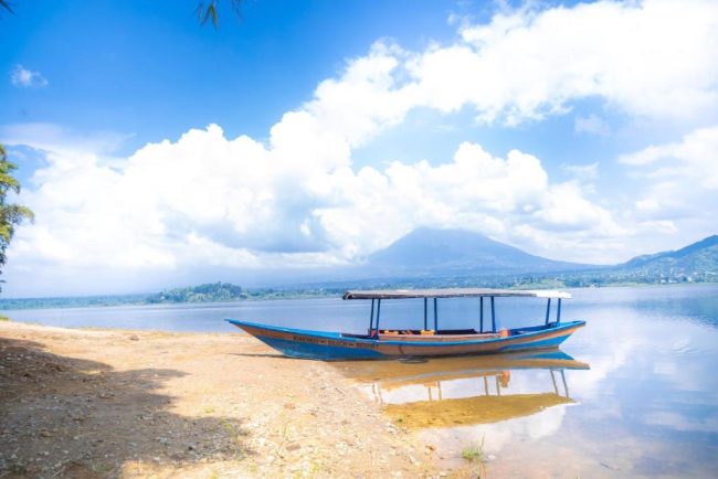 lake ruhondo